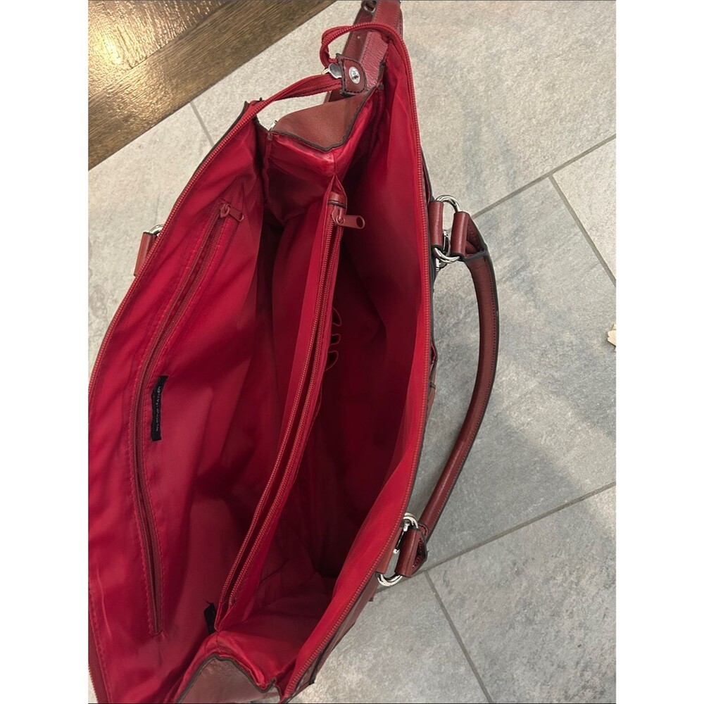 Wilsons Leather Brownish Red Leather Shoulder Bag with Adjustable Strap Vintage - Picture 5 of 6